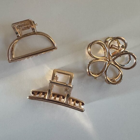 Three Gold Hair Clips - Picture 1 of 4